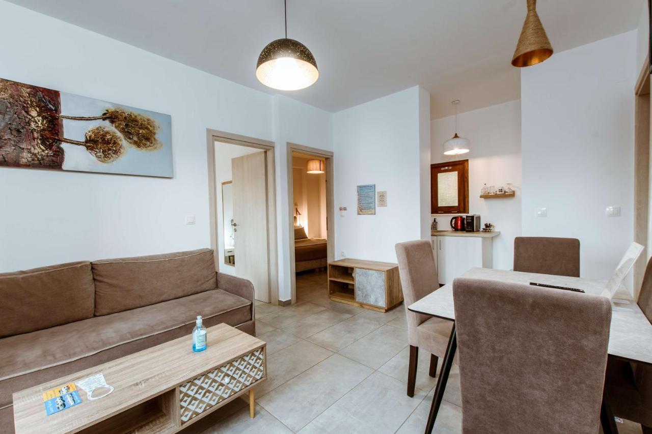 Deluxe Hotel Chania  Exterior photo